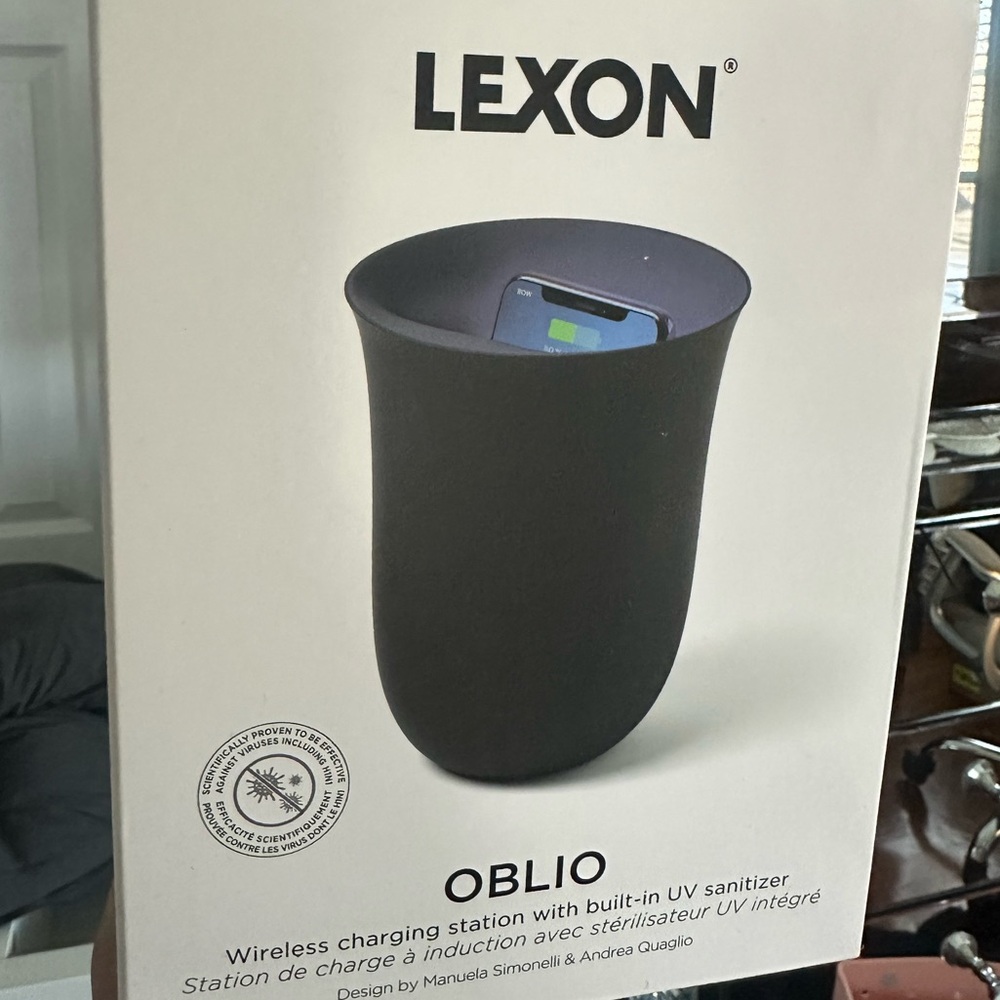 Lexon Wireless Phone Charger with UV Sanitizer Certified Fast Charging 10W,Black